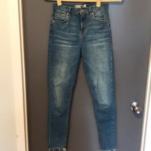 NWOT Topshop Moto Jamie Jeans W26 L32